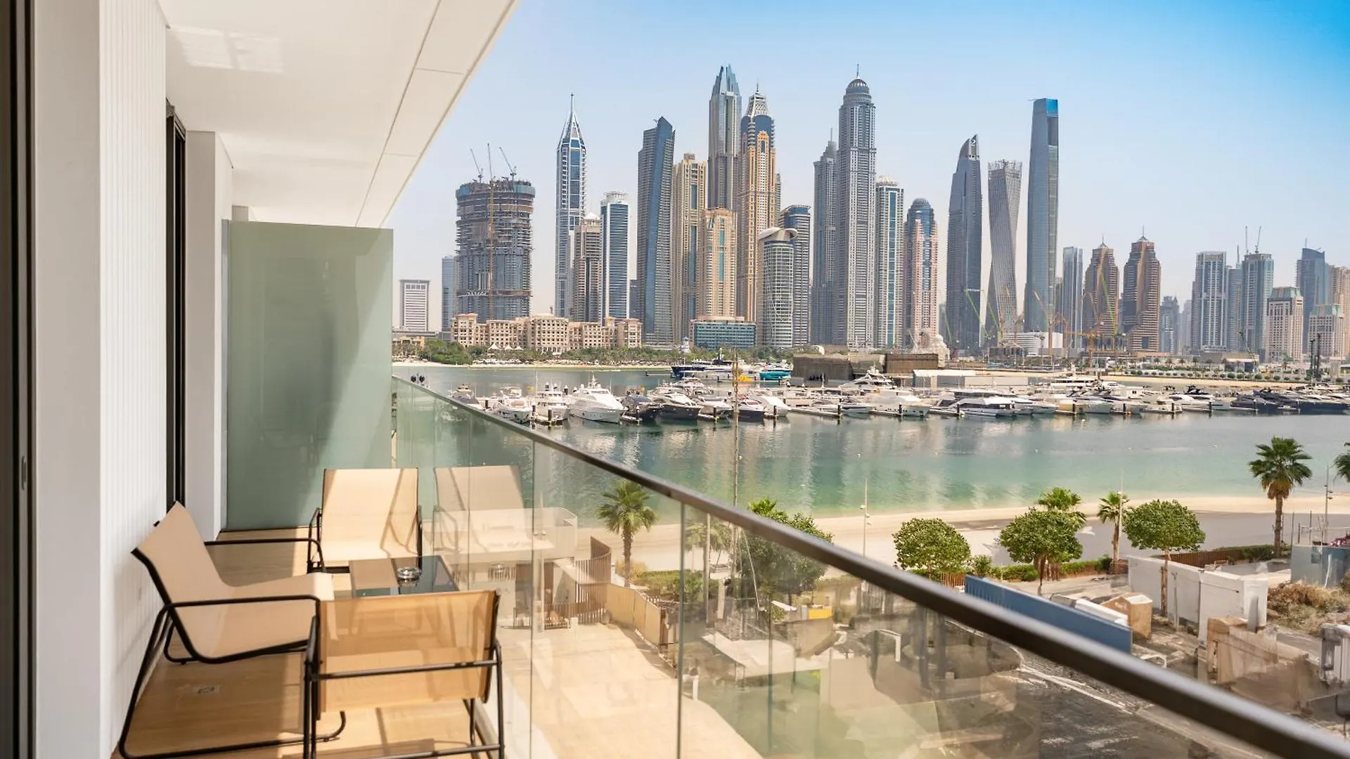 Escape24-Lux 1Br With Beach Access Emaar Beachfront Dubaj